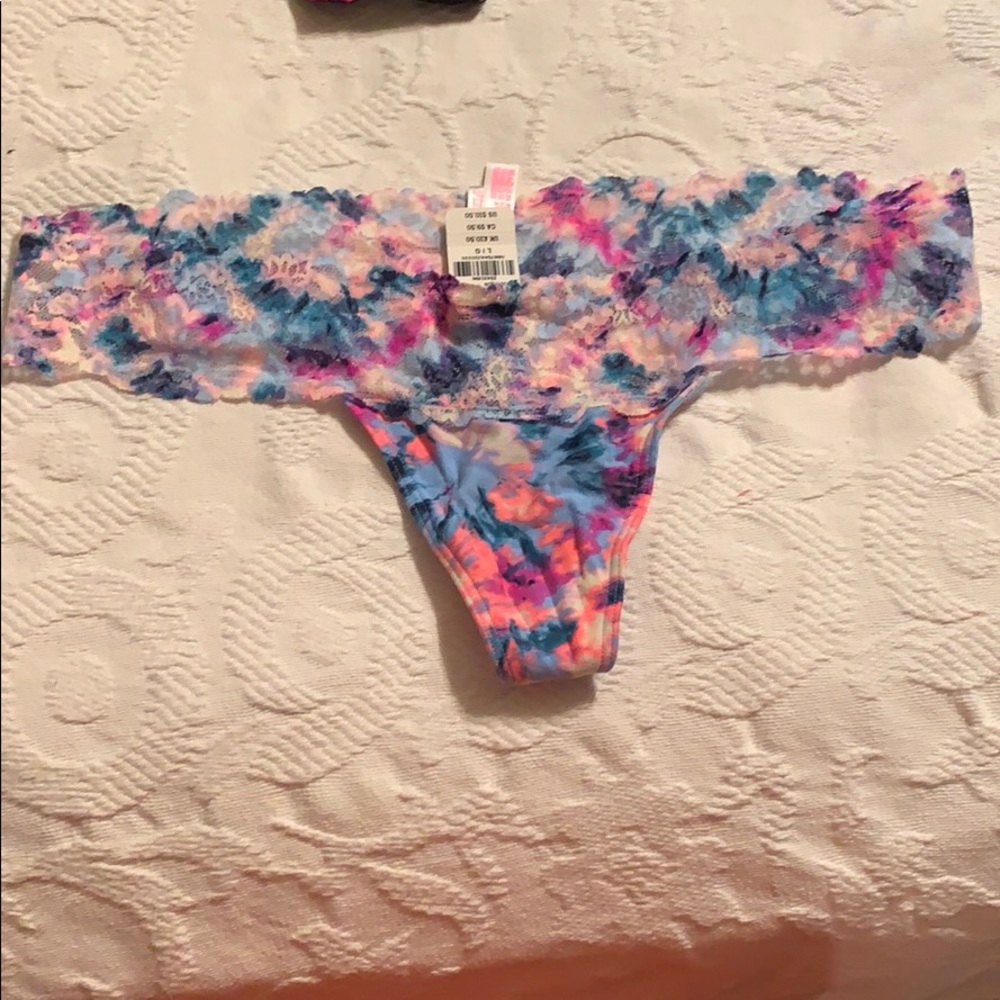 NWT VS PINK